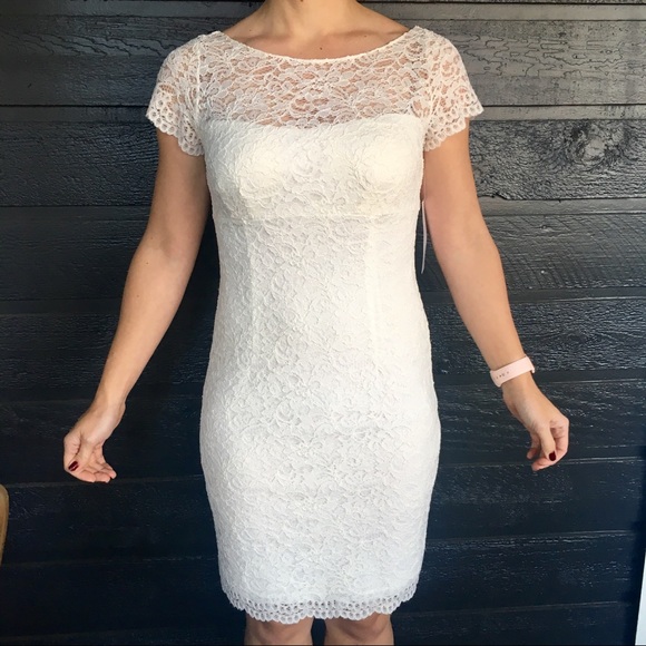 David’s Bridal Short Lace Wedding Dress - NWT - Picture 2 of 8